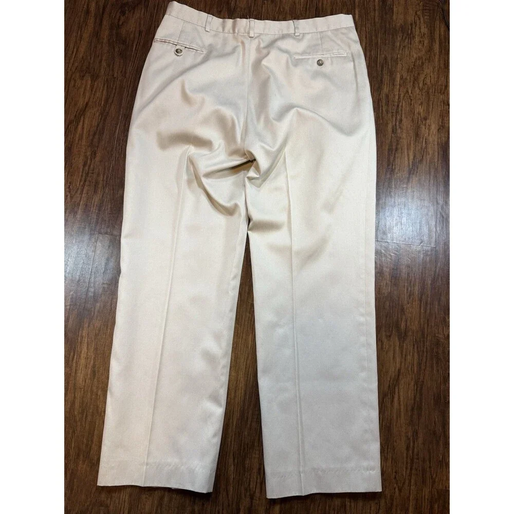 LL Bean Men’s Pants 38 X 32 Khaki Pleated Front Made In USA